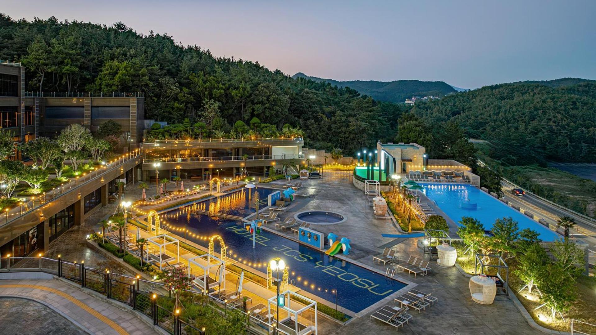 Hotel Jcs Joszu Kültér fotó