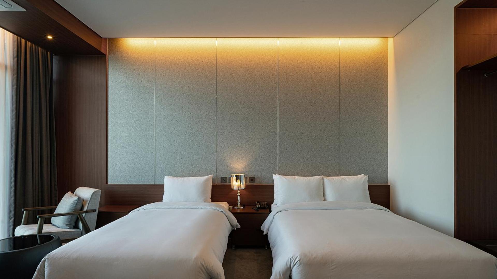 Hotel Jcs Joszu Kültér fotó