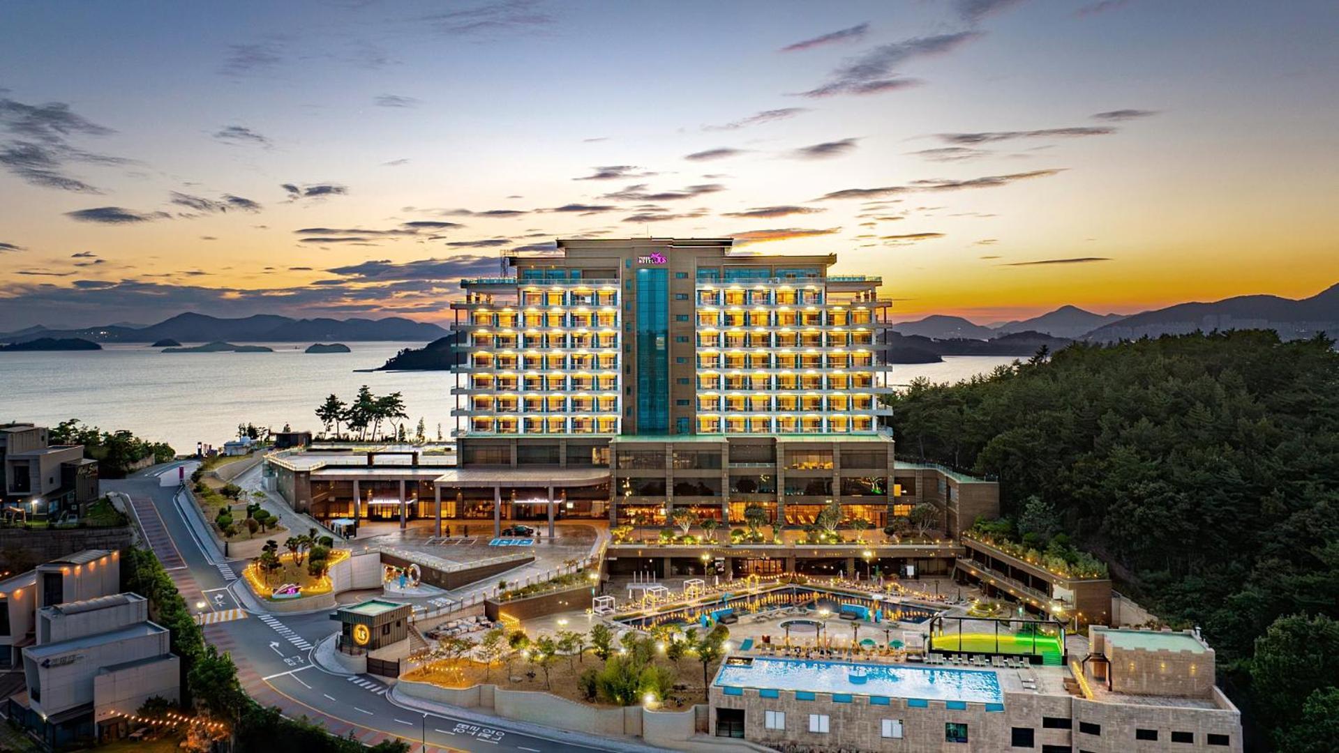 Hotel Jcs Joszu Kültér fotó